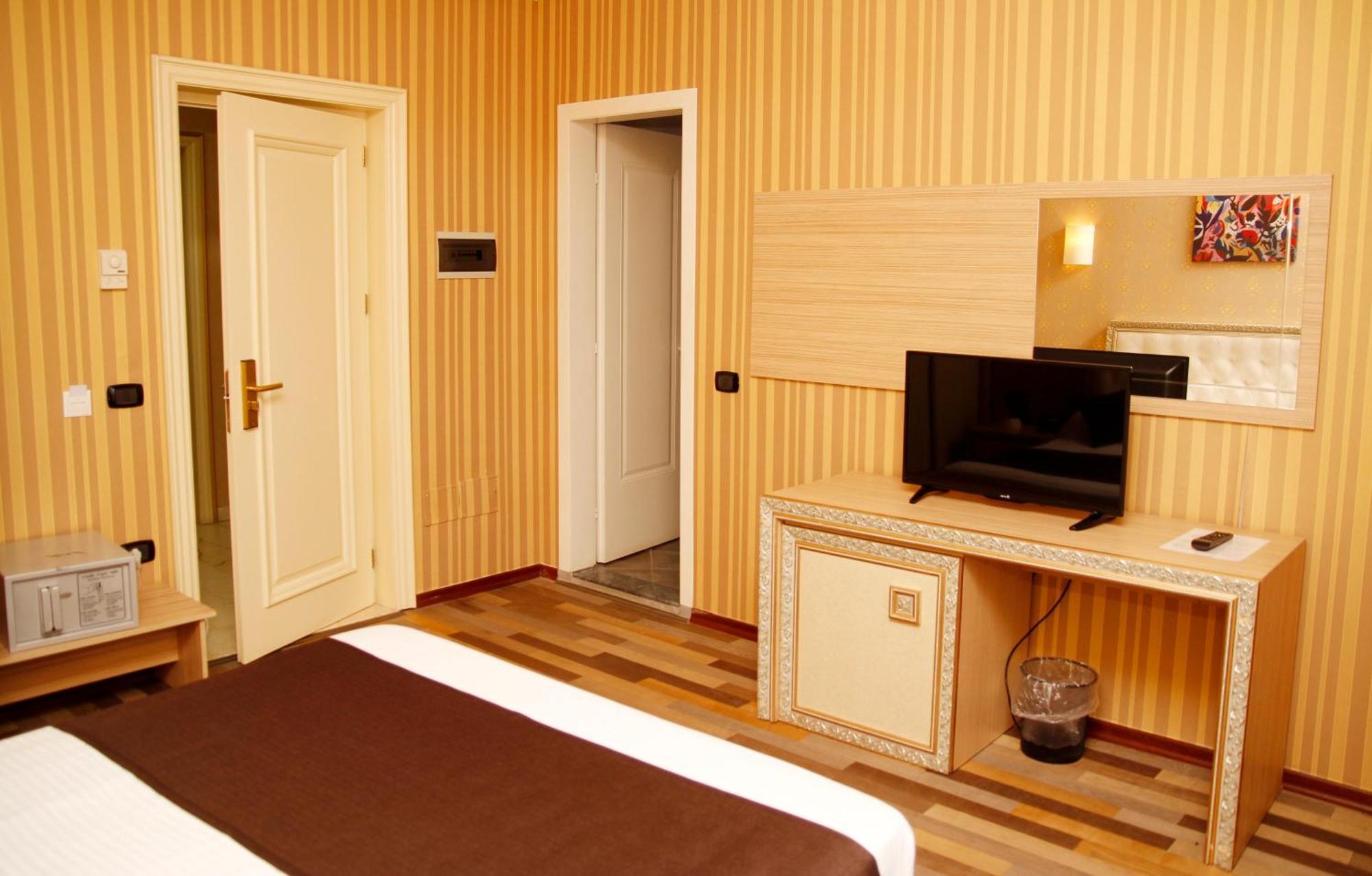 Amh Hotel Durrës Eksteriør bilde