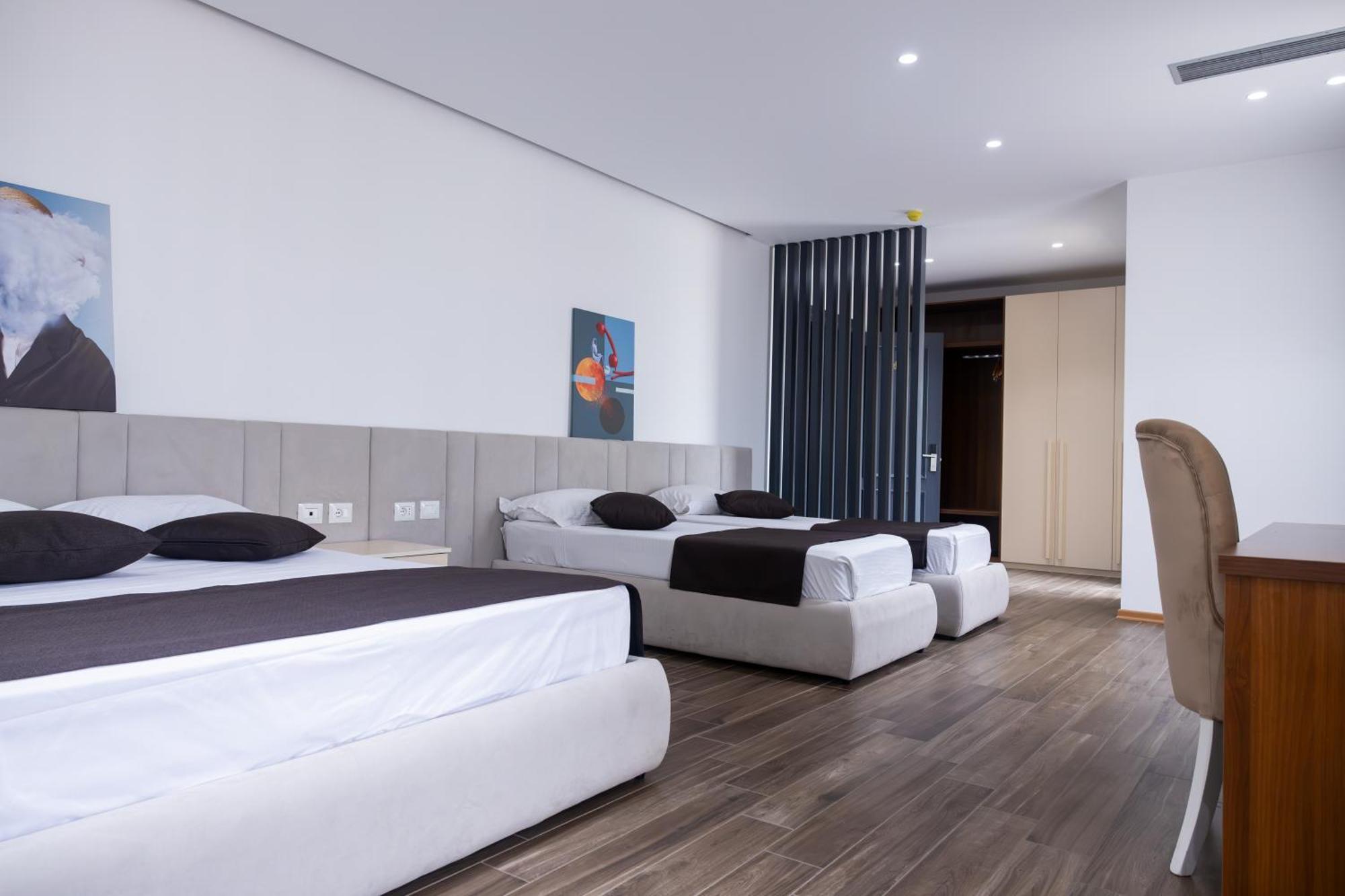 Amh Hotel Durrës Eksteriør bilde