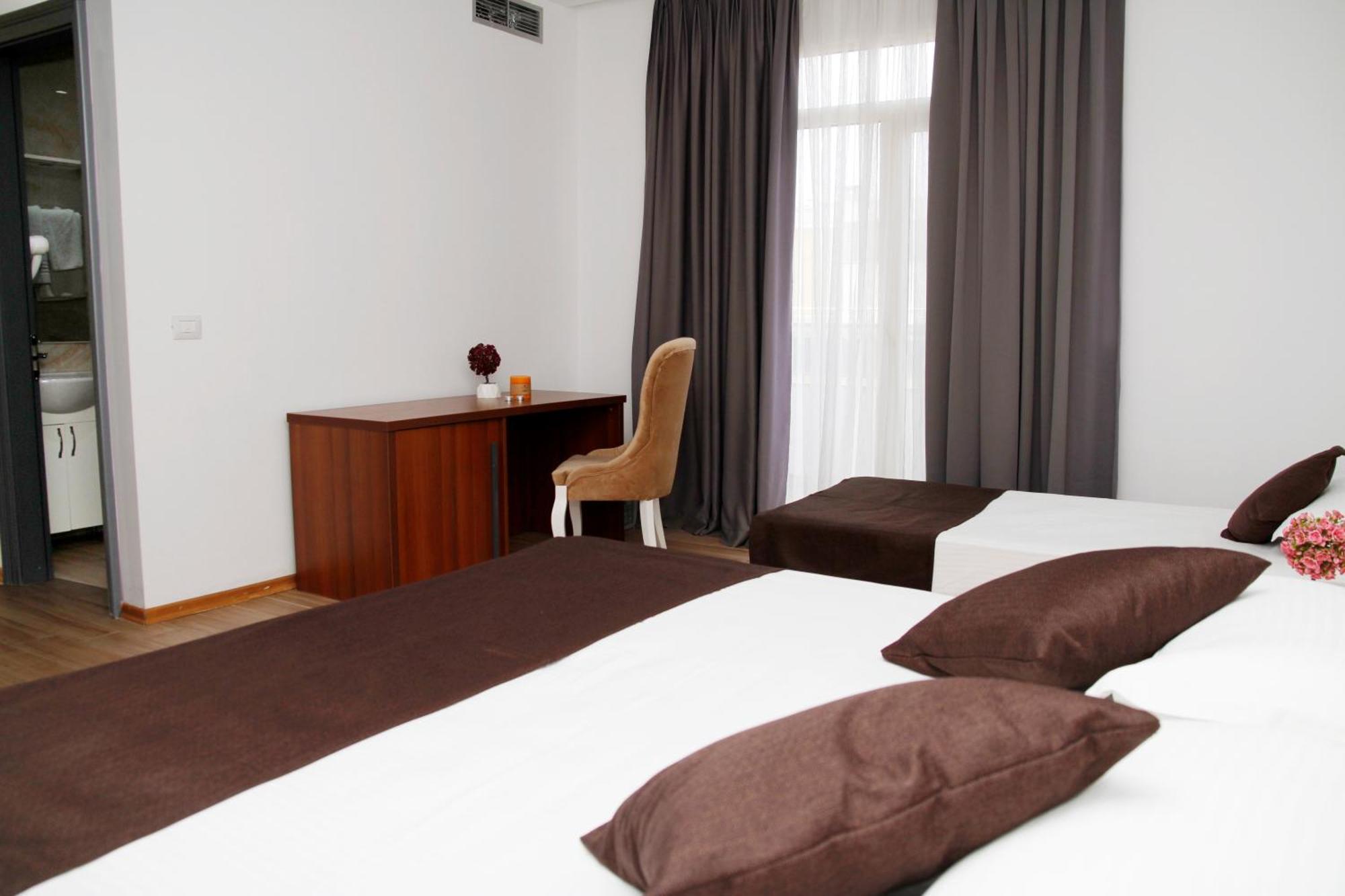 Amh Hotel Durrës Eksteriør bilde