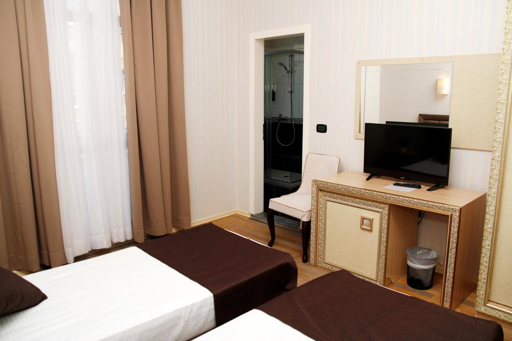 Amh Hotel Durrës Eksteriør bilde