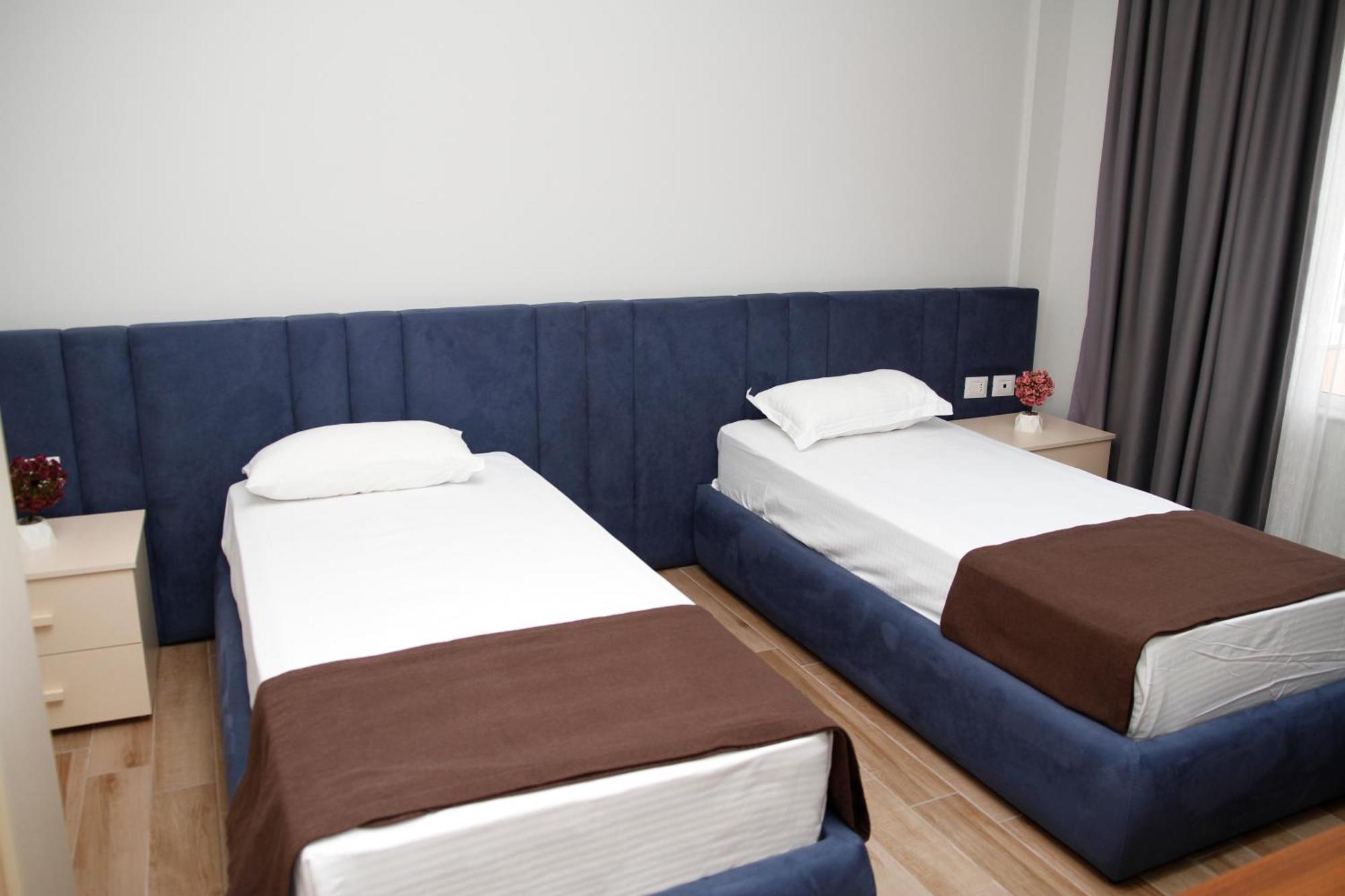 Amh Hotel Durrës Eksteriør bilde