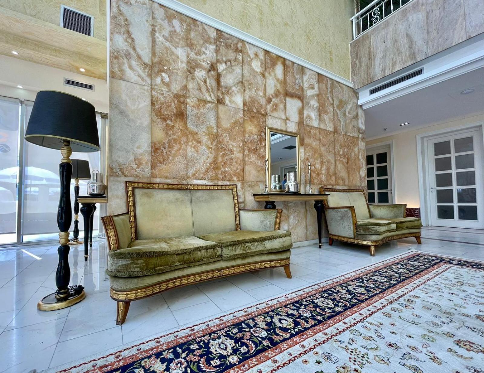 Amh Hotel Durrës Eksteriør bilde