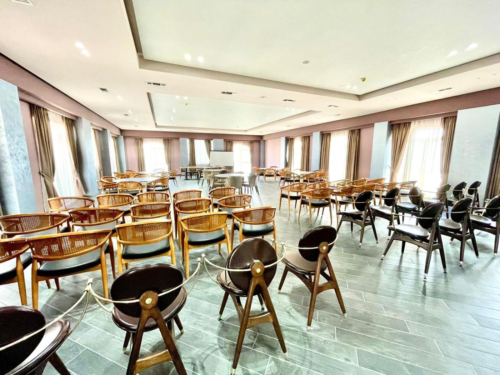 Amh Hotel Durrës Eksteriør bilde
