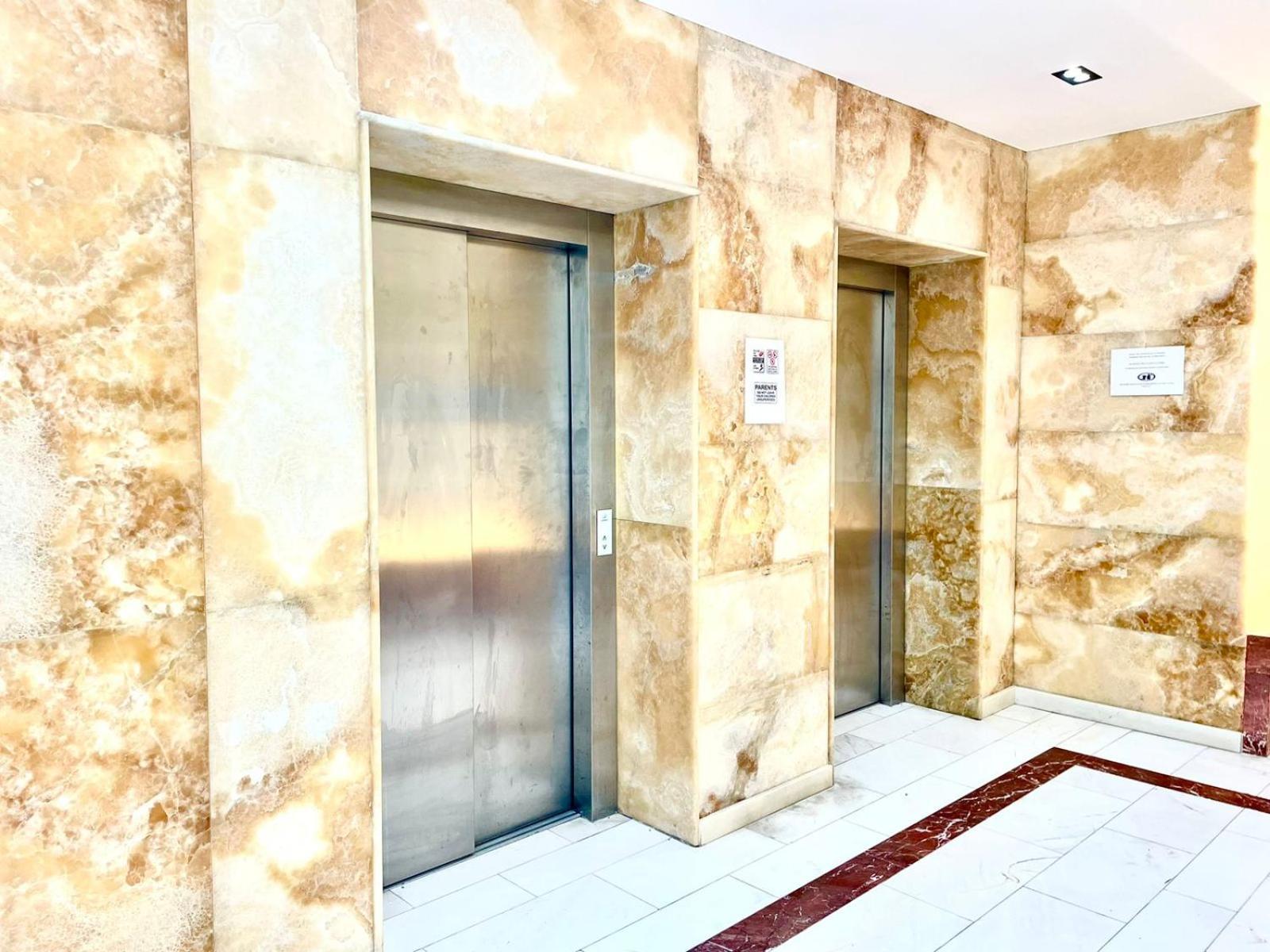 Amh Hotel Durrës Eksteriør bilde